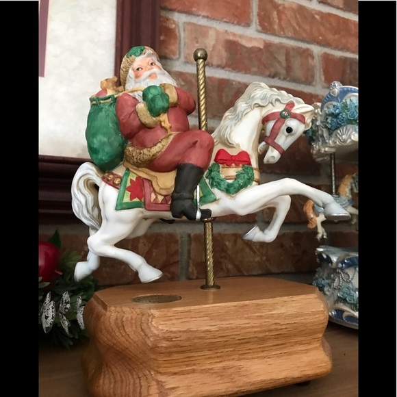 Rare VTG 1986 Santa Limited Edition Carousel - Picture 7 of 10